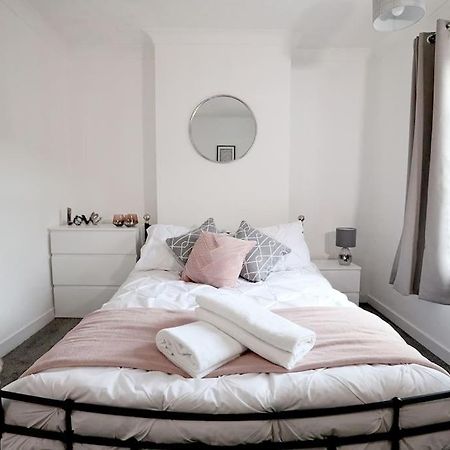 Convenient & Central 2-Bed House نورويش المظهر الخارجي الصورة